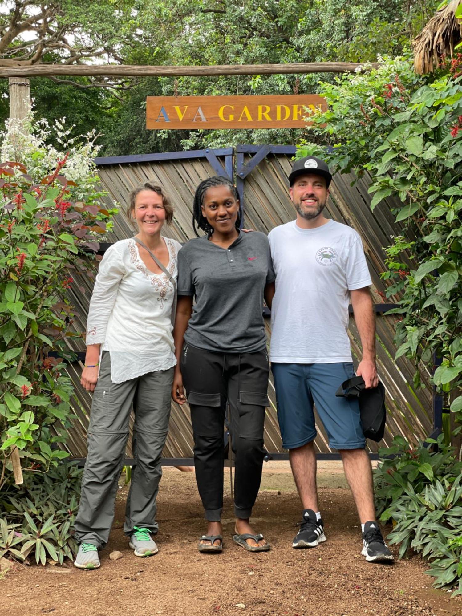 Ava garden backpackers Lägenhet Mto wa Mbu Exteriör bild